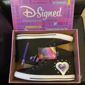 Disney Signed Descendants High Top Sneakers Girls size 5 Purple and Black Shoes