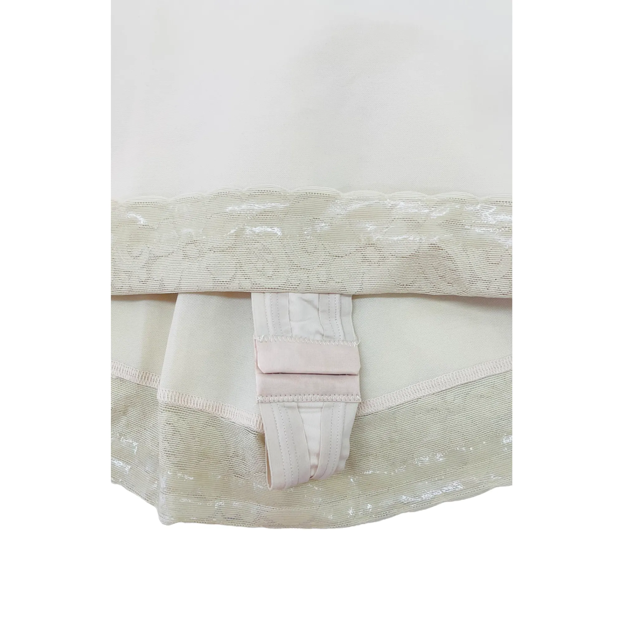FB731 SLIP STYLE FAJA/ INNER THONG INCLUDED