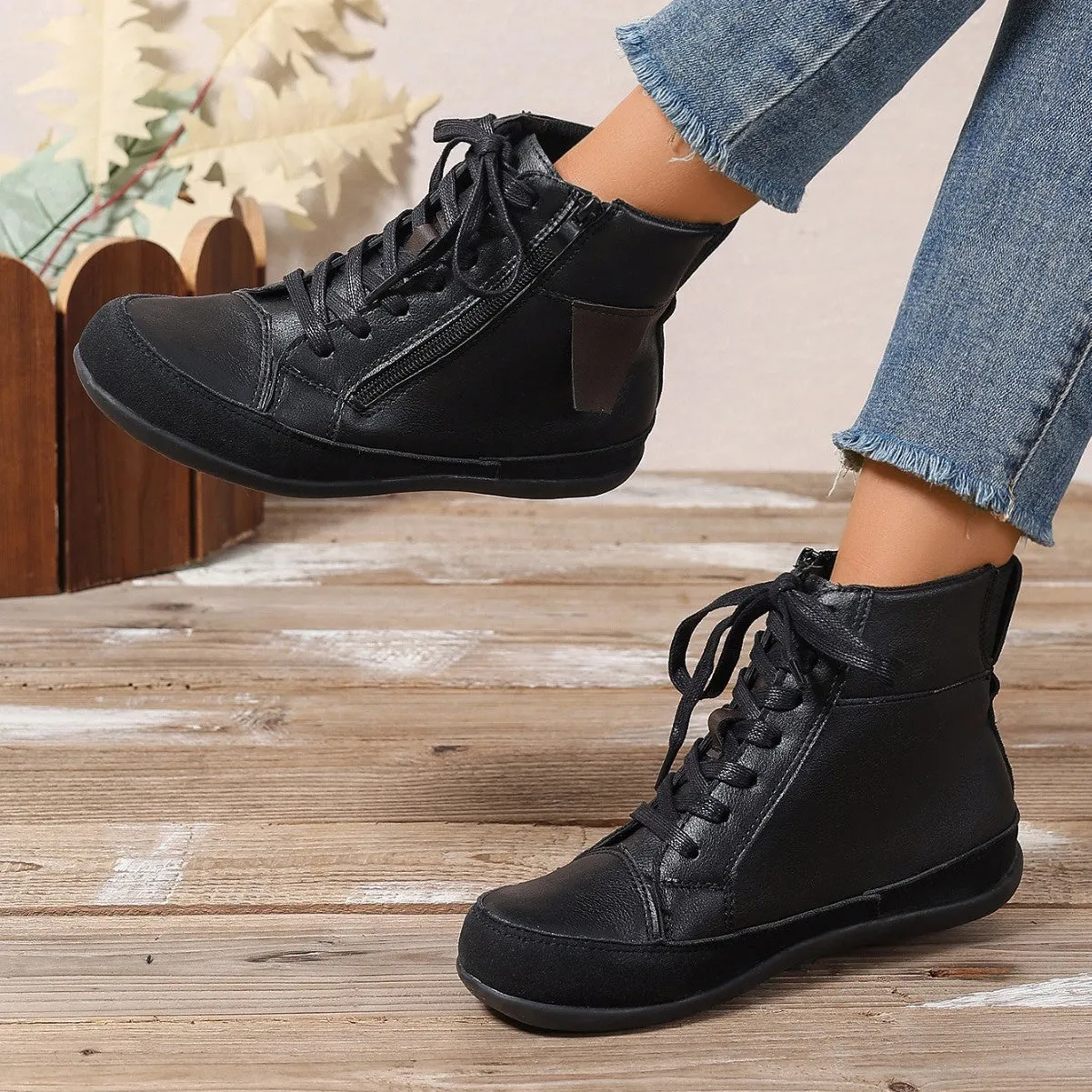 Fleece-lined Snow Ankle Boots