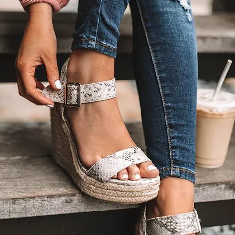 Flo | Wedge Sandals - For A Trendy Summer Look