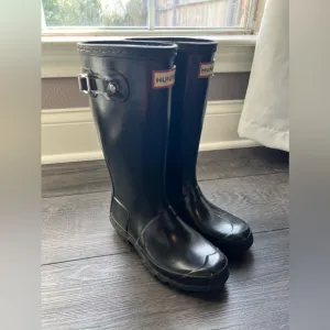 Hunter Kid’s Black Rain Boots size 2