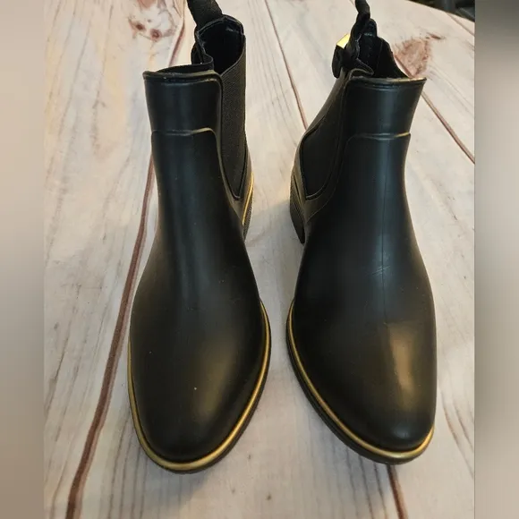 Kate Spade solstice black rain boot SZ 6