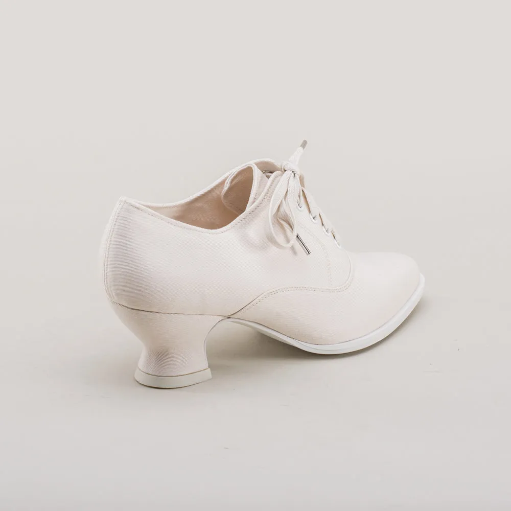 Kedwardian Sporting Oxfords (Ivory)