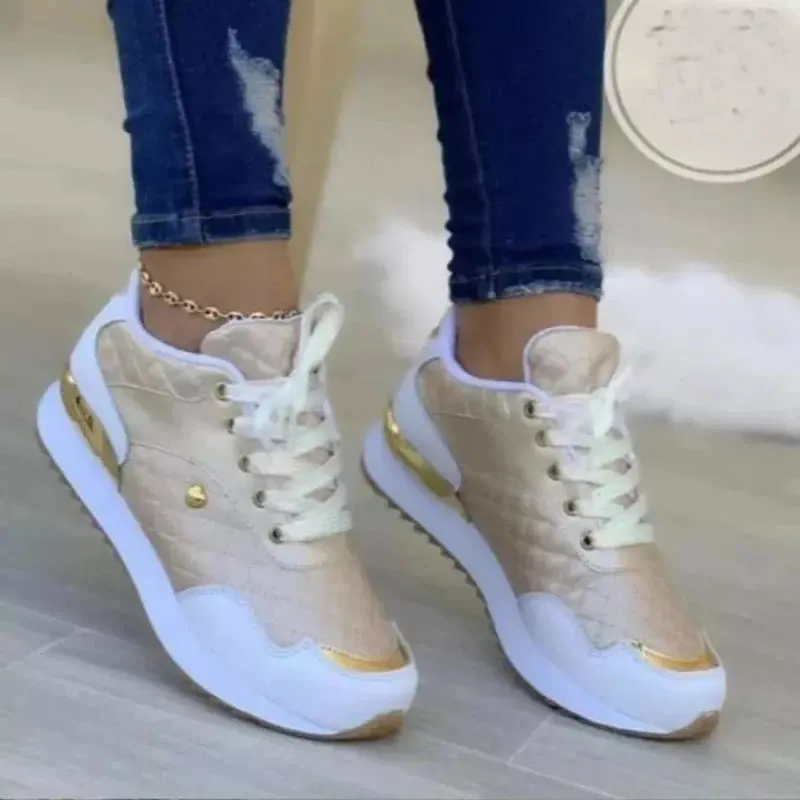 Light orthopedic sneakers