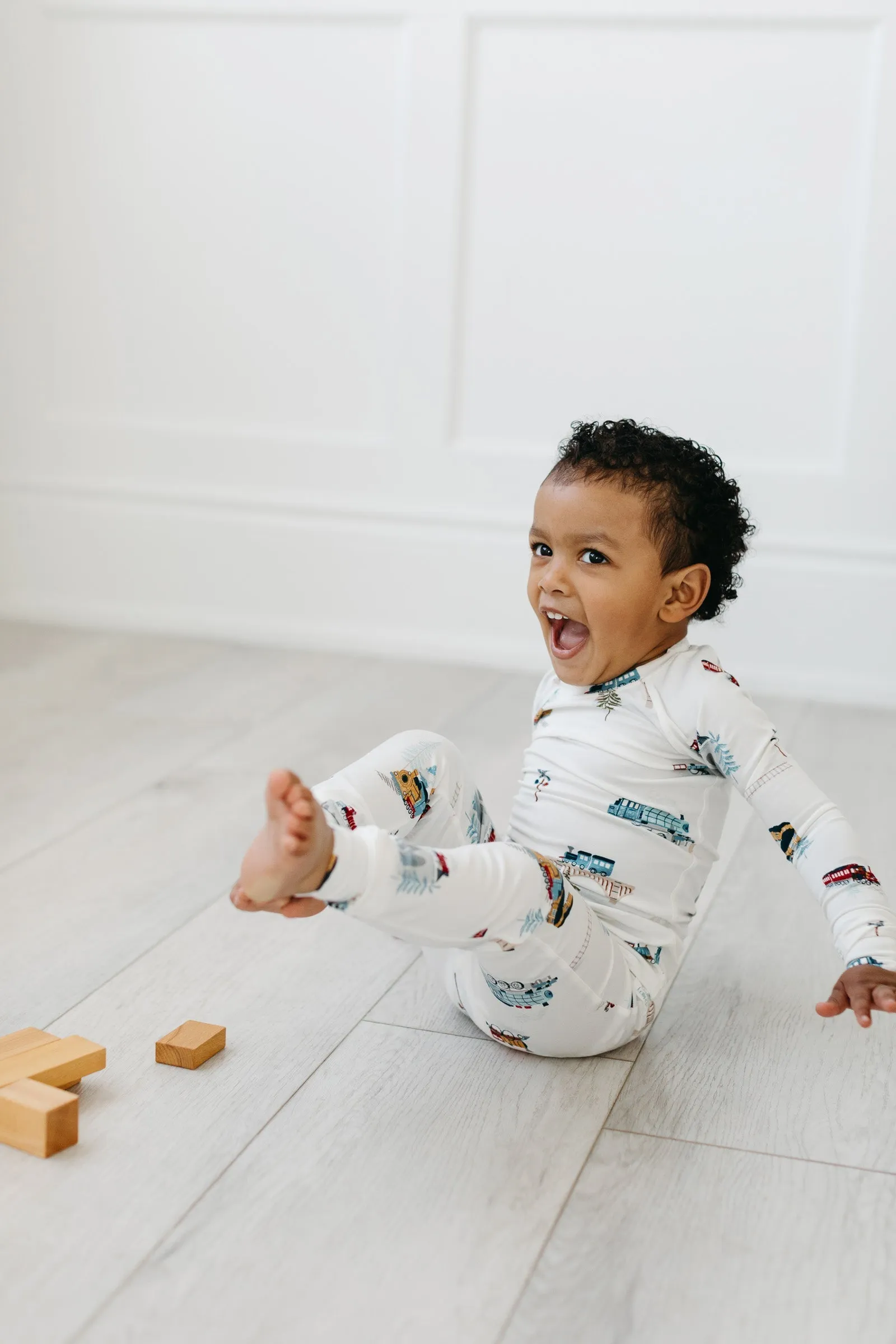 Long Sleeve Pajama Set - All Aboard
