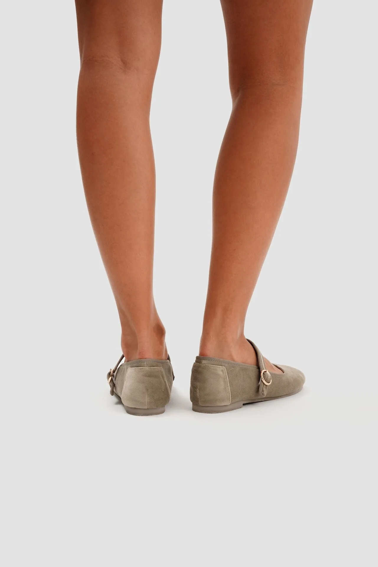 MARY JANE VELVET BEIGE