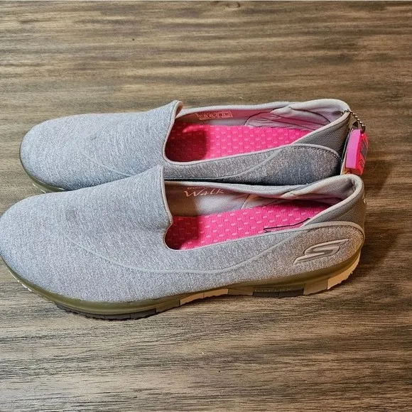 NWT Women's Go Flex Walk Go Mat Gray Slip On Skechers Size 11