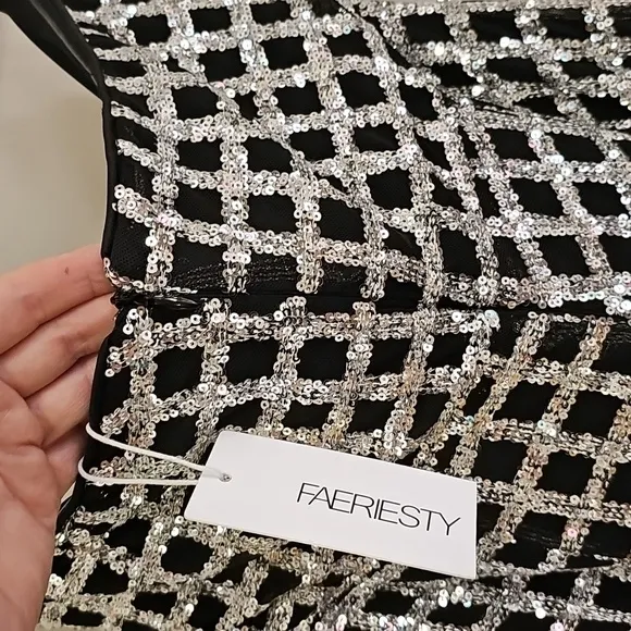 SHOWSTOPPER  NWT BLACK DRESS WITH FULL SILVER SEQUINS IN CROSS, SQUARE DESIGN XL