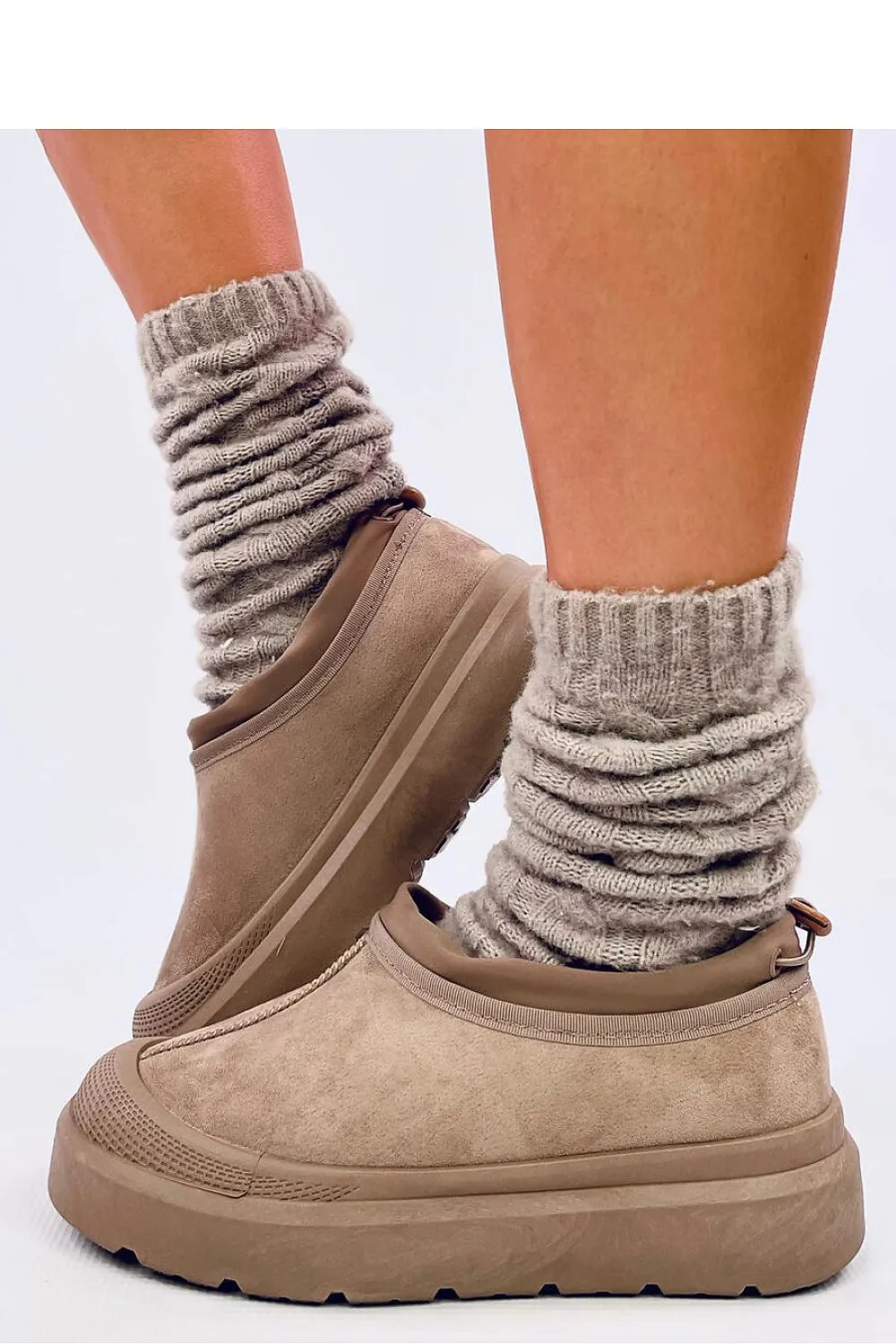 Snow boots