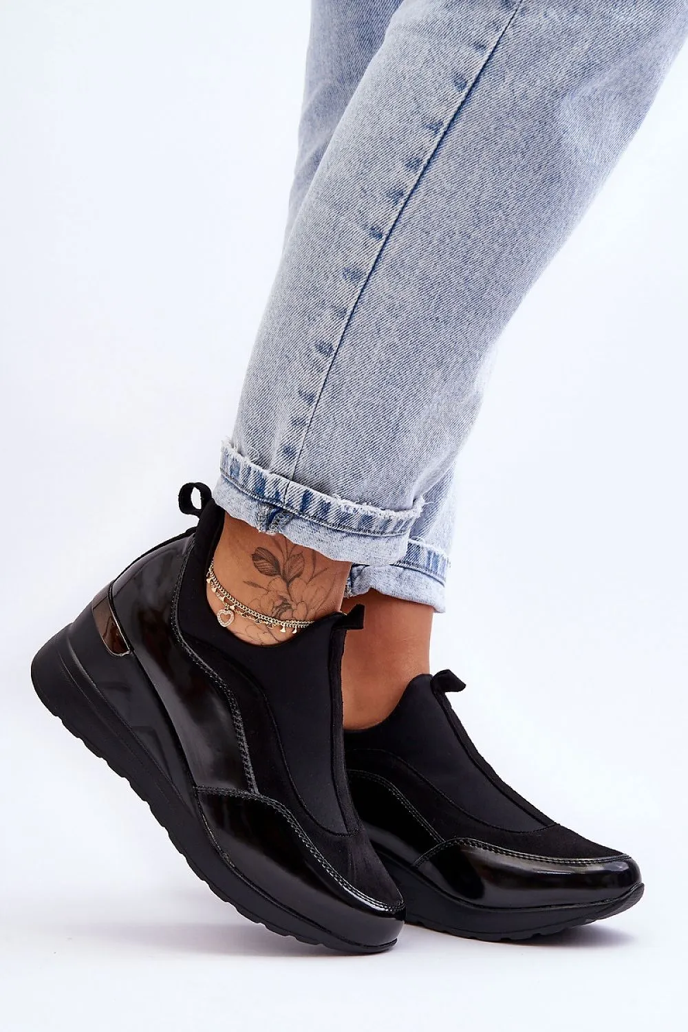 Sport Shoes