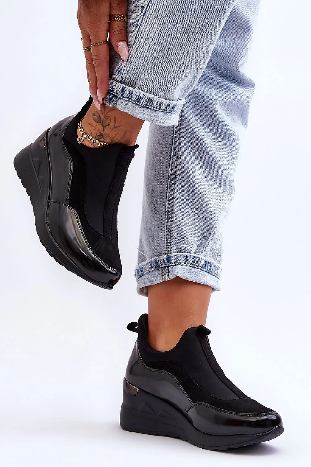 Sport Shoes