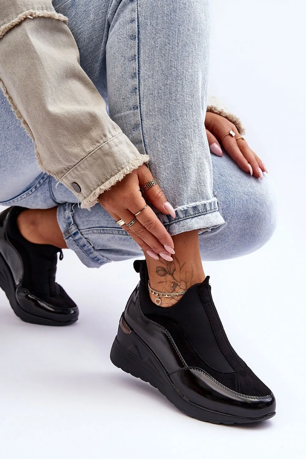 Sport Shoes