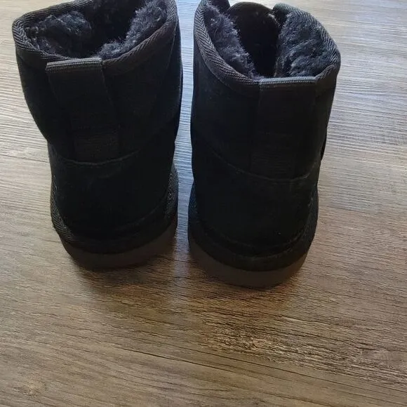 UGG Neumel II graphic black size 5