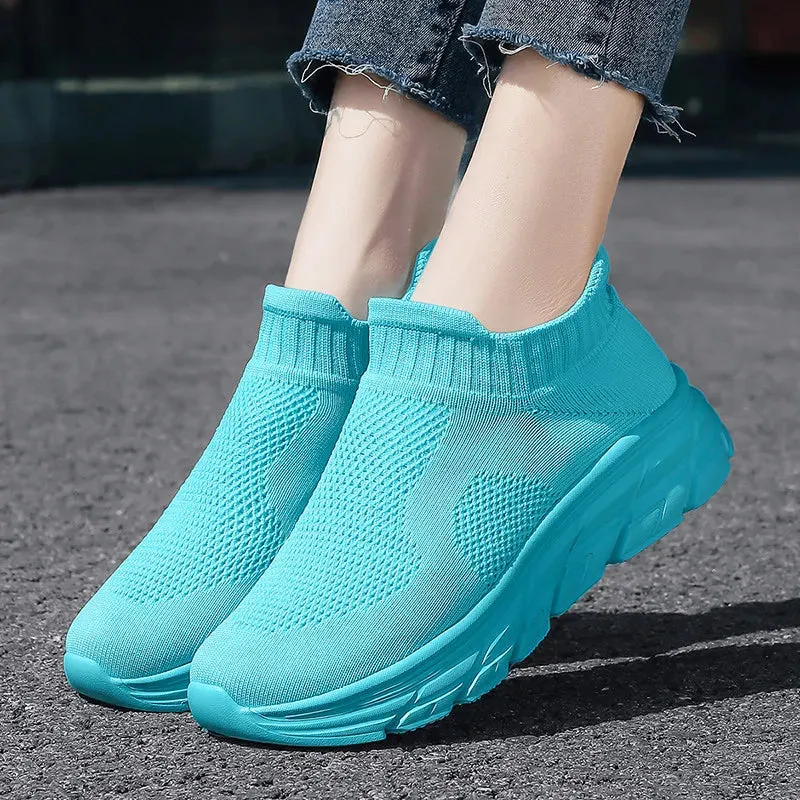 Unisex Sneakers – Breathable Slip-on Lightweight Sports Trainers (Up to Size 46)